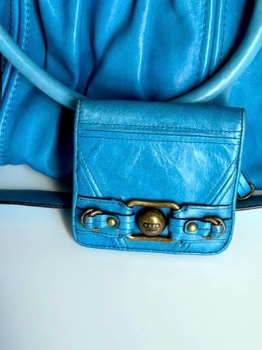 Blue leather juicy couture y2K wallet 💙🌟